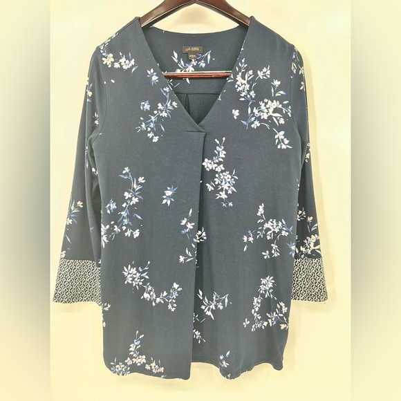 J. Jill Tops - J. Jill Womens Wearever Collection Floral Top 3/4 Sleeve Sz M Artsy Comfort